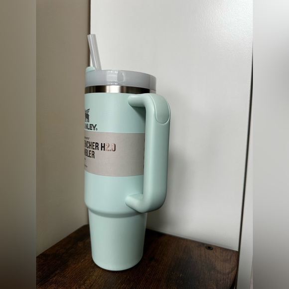 Stanley 30oz MINT tumbler - Picture 2 of 7